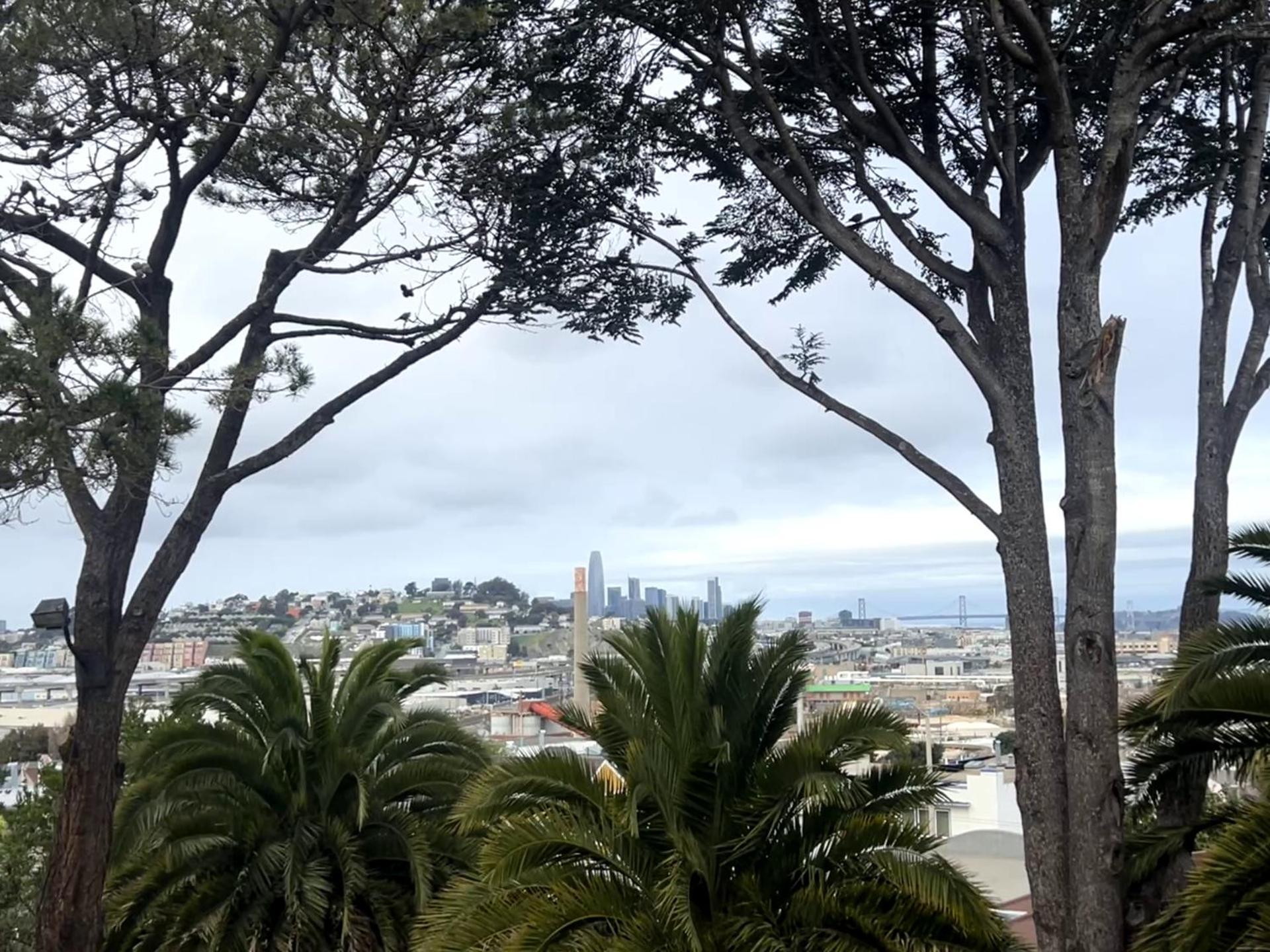 Villa 2Br Castle On The Hill Wviews San Francisco Exterior foto